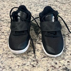 Nike Kyrie Flytrap 6